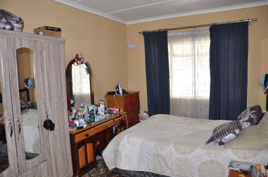 5 Bedroom Property for Sale in Rodenbeck Free State